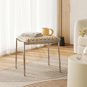 Chaise <span class=keywords><strong>de</strong></span> courtoisie nordique moderne <span class=keywords><strong>de</strong></span> luxe en tissu, repose-pieds en acier inoxydable avec cadre en métal pour meubles <span class=keywords><strong>de</strong></span> salon et poufs - Product Image 2