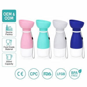 <span class=keywords><strong>Bottiglia</strong></span> d'Acqua per Cani in Silicone Sicuro, 2 in 1 con Ciotola per Alimentazione, Cinturino Portatile per Passeggiate, Dispenser Antigoccia - Product Image 1
