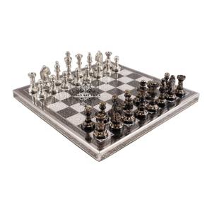 IndianArtVilla Ajedrez de latón coleccionable hecho a mano con piezas plateadas y negras-Artículo de regalo decorativo antiguo - Product Image 4