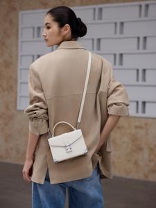 Sac à main de travail exclusif en cuir de veau pleine fleur, Cadeaux d'entreprise VIP de Dubaï, Art minimaliste, Fabricant sur mesure du Moyen-Orient, OEM - Product Image 2