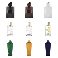 Flacon de parfum en verre sérigraphié de 130 ml avec bouchon à vis perforé, diffuseur à bâtonnets, design artisanal pour une diffusion optimale