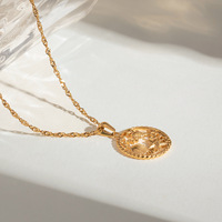 Collier Pendentif Étanche en Acier Inoxydable Plaqué Or 18K avec Coquillages, Étoiles de Mer et Hippocampes – Collection Été 2025
