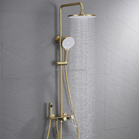 Ensemble de robinetterie de douche moderne en laiton avec mitigeur à poignée unique et jet de pluie pour hôtels et maisons de luxe