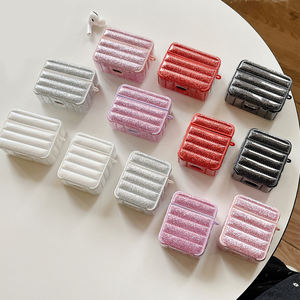 Funda Protectora Brillante con Purpurina para Apple <span class=keywords><strong>Airpods</strong></span> 1 2 3 Pro 2, Funda para Auriculares Inalámbricos, Estilo Chaqueta Acolchada, <span class=keywords><strong>Caja</strong></span> de Carga - Product Image 1