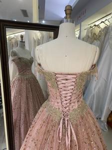 2026 New Design Kleider für Quince anera Ballkleid Off Shoulder <span class=keywords><strong>Prom</strong></span> Abendkleid mit gestickten Blumen - Product Image 3