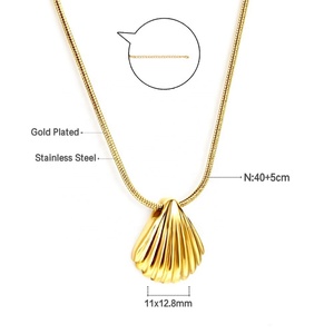Nuevo Collar Gargantilla Minimalista 2025 con Concha, Chapado en Oro PVD de 18K, con Colgante de Corazón y Eslabones, Joyería para Mujer, Personalizable - Product Image 2