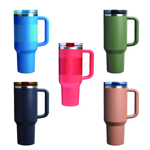Bán buôn 1:1 bản sao chất lượng cao H3.0 cao xử lý giáng sinh stanl cup grinch stanl cup stanl cup 40oz với xử lý Mug Tumbler - Product Image 1