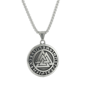 Colgante Triangular Vikingo de Acero Inoxidable, Amuleto Geométrico Redondo Plateado, Collar para Hombre, Regalo 19004 - Product Image 5