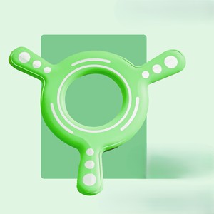 บูมเมอแรงพลาสติกสำหรับเด็กเล่นกลางแจ้ง แบบอินเทอร์แอคทีฟ  สำหรับเด็กทุกเพศ  พร้อมลูกดอกสามใบสำหรับขว้างมือ - Product Image 2