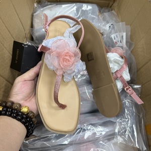 Femmes - Superbes <span class=keywords><strong>Sandales</strong></span> Plates Florales Idéales pour Publications Instagram, Chaussures pour Dames - Product Image 5