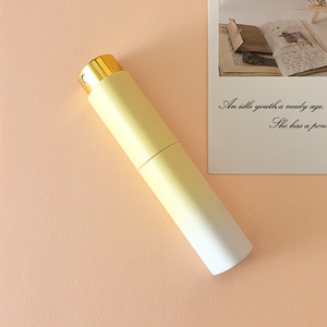 Sous-bouteille de parfum triangulaire de 10ml buse de presse rotative revêtement en verre flacon pulvérisateur portable - Product Image 5