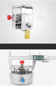 Fabriqué en Chine OEM 100mm 40bar/psi Remplissage d'huile Interrupteur de contact électrique <span class=keywords><strong>Manomètre</strong></span> de pression d'<span class=keywords><strong>eau</strong></span> - Product Image 4