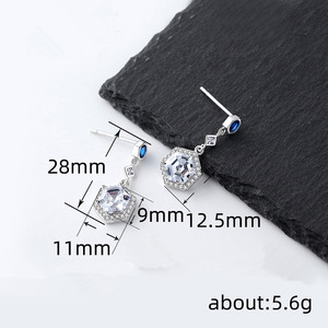 Orecchini a Perno Geometrici Semplici per Donne, Accessori per Orecchie alla Moda per Uso Quotidiano - Product Image 4