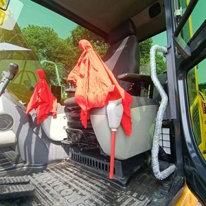 รถขุดไฮดรอลิก Komatsu PC 110 สภาพดี รุ่นใหม่มาแรง รถขุดมือสอง PC110 มีสินค้าในสต็อก - Product Image 5