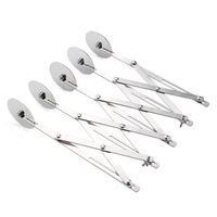 Vente en gros Coupe-pizza en acier inoxydable à 3/5/7 roues Coupe-pâte réglable Coupe-pâtes à bascule Eplucheur de pâtisserie à pizza Coupe-rouleau à gâteau
