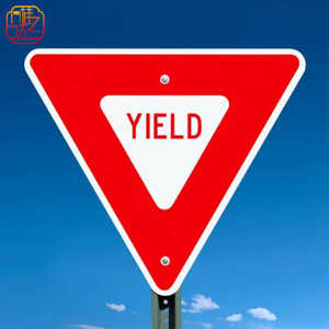 Segnale di SOSPENSIOMENTE (YIELD) Approvato MUTCD/TAC - Segnale Stradale Riflettente Resistente per Strade Americane e Canadesi - Product Image 1