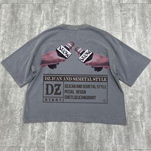 รับผลิตเสื้อยืดสตรีทแวร์ดีไซน์ OEM ผ้าคอตตอนหนา พิมพ์ลายดิจิทัล ทรงดรอปไหล่ ผลิตเสื้อยืดคุณภาพสูงแบบโอเวอร์ไซส์ตามสั่ง - Product Image 2