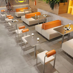 Set di Mobili Commerciali per Ristoranti: Tavoli <span class=keywords><strong>con</strong></span> Struttura in Metallo, Sedie Moderne Arancioni, Divani e Panche <span class=keywords><strong>con</strong></span> Finiture per Caffè, Hotel e Sale da Pranzo - Product Image 1