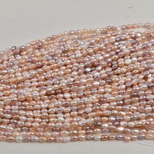 สร้อยคอมุกน้ำจืดทรงบาร็อคธรรมชาติ ขนาด 6-7 มม. ผิวมันเงาสองด้าน รูตรง คละสี ขาว มุกกึ่งหลวม - Product Image 3