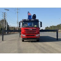 Grue montée sur camion CLW 8x4 de 16 tonnes, flèche droite à 5 sections, longueur de levage de 19,8 m, moteur Cummins, pompe Huade robuste, boîte de vitesses