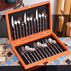 Juego de Cubiertos de Acero Inoxidable Plateado de Lujo, 24 Piezas, Estilo Minimalista, Ecológico, en Caja de Regalo para Negocios - Product Image 1