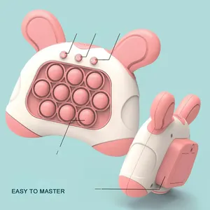 Özelleştirilmiş hızlı itme makinesi konsol oyunu silikon eğitim karikatür tavşan astronotlar hızlı itme Pop It oyunu