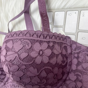 <span class=keywords><strong>Reggiseno</strong></span> Comodo e Traspirante con Ferretto Push-Up, Ricamo a C, Strass, Mezza Coppa Lavorata a Maglia, <span class=keywords><strong>Spalline</strong></span> Convertibili, Schiena Incrociata Solida - Product Image 4