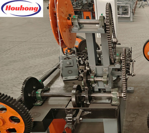 Machine à clôture en fil barbelé entièrement automatique à commande PLC, à entraînement moteur, avec fil galvanisé pour une clôture fiable - Product Image 3