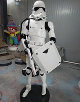Sculpture de personnage de film de télévision personnalisée Offre Spéciale sculpture spot Stormtrooper Figures en fibre de verre grandeur nature Stormtrooper statue Sculpture