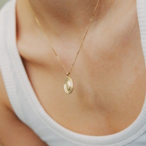 Collier pendentif <span class=keywords><strong>en</strong></span> <span class=keywords><strong>or</strong></span> <span class=keywords><strong>18</strong></span> <span class=keywords><strong>carats</strong></span>, étanche, colliers <span class=keywords><strong>en</strong></span> <span class=keywords><strong>or</strong></span> et argent, design de luxe tendance, fabrication sur mesure, haute qualité - Product Image 5