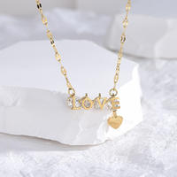 Collier avec pendentif en forme de lettre d'amour, tendance unisexe, cent cœurs en zircon, acier inoxydable, chaîne de clavicule tendance