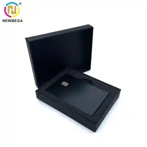 لوحة معدنية فارغة قطعة معدنية NFC RFID ليزر حرف حرفية أعلى درجة محفورة بالليزر مخصصة سوداء بطاقة حرفية معدنية مطفية