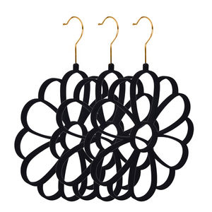 LINDON 13 trous forme de fleur coloré velours foulards support ceinture Hijab cintres - Product Image 4