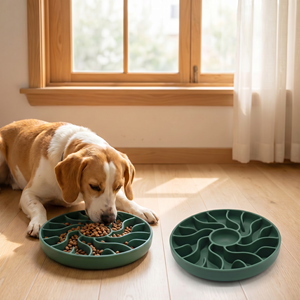 Ciotola in Silicone per Cani con Ventose Forti, Anti-Soffocamento, Tappetino Antiscivolo per Abitudini Alimentari Sane - Product Image 1