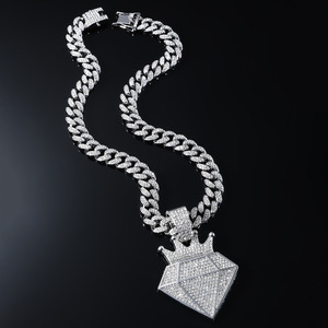 Collier Pendentif Couronne Géométrique Style Hip Hop en Alliage avec Strass, Chaîne Maille Cubaine Plaqué Or, Bijou Tendance pour Homme - Product Image 3
