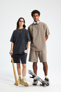 Conjunto de camiseta de manga corta y pantalones cortos de color sólido, ropa casual para hombre, 100% algodón jersey, transpirable, cuello redondo. - Product Image 3