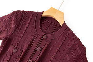 Abito Lungo da <span class=keywords><strong>Donna</strong></span> Lavorato a Maglia Nuovo Arrivo 2025 Stile Elegante a Tinta Unita con Girocollo <span class=keywords><strong>Maniche</strong></span> Corte Vestibilità Aderente e Orlo Svasato - Product Image 5