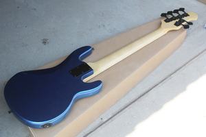 <span class=keywords><strong>Basse</strong></span> électrique bleue métallique à <span class=keywords><strong>6</strong></span> <span class=keywords><strong>cordes</strong></span> pour <span class=keywords><strong>gaucher</strong></span> avec touche en érable - Product Image 5