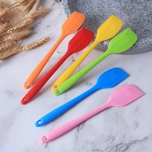 Spatules en silicone en gros, personnalisées, de qualité alimentaire, ensemble de spatules à beurre en silicone - Product Image 1