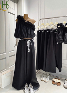 Ensemble pantalon et haut asymétrique noir à volants, sans manches, style décontracté chic, en mousseline (mélange de polyester), coupe ample, 2 pièces, respirant - Product Image 5