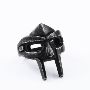 Anello per casco da soldato in acciaio SS8-515R anello da uomo in acciaio inossidabile punk con teschio in argento antico - Product Image 2