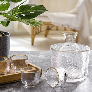 Set di Brocche per Sake Giapponese, Scaldavivande in Vetro per Vino di Riso, Brocca per Sake con Impugnatura Martellata, Scaldavivande per Baijiu con Tazze - Product Image 2