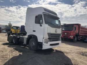 Camion tracteur HOWO A7 d'<span class=keywords><strong>occasion</strong></span> de haute qualité à prix avantageux, cabine à deux lits, camion diesel poids lourd de première qualité - Product Image 3