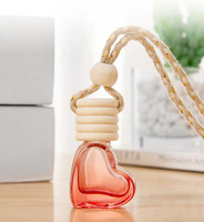 Nouveau diffuseur de parfum en verre suspendu rechargeable pour voiture, désodorisant d'ambiance en forme de cœur, 5 ml, pour décoration intérieure automobile