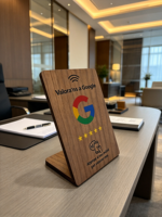 Carte NFC en bois 13,56 MHz avec code QR pour avis Google, support en PVC rigide avec logo personnalisé, étiquette NFC activée par le simple passage du téléphone, carte d'avis Google
