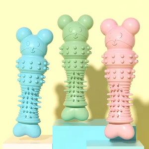 Jouet pour chien anti-stress à mâcher et à gratter, motif empreinte de dessin animé, résistant aux morsures, couineur, pour l'entraînement des animaux de compagnie, en caoutchouc durable - Product Image 1