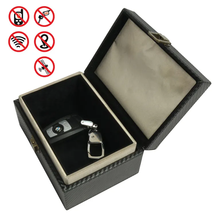 Портативный защитный чехол-брелок для ключей с радиочастотной идентификацией защищает дистанционные автомобильные ключи и брелоки от сканеров и воров