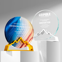 Trophée en cristal en forme de sommet de montagne et de croissant de lune, impression couleur, forme créative, cadeau d'entreprise pour réunion annuelle, récompense