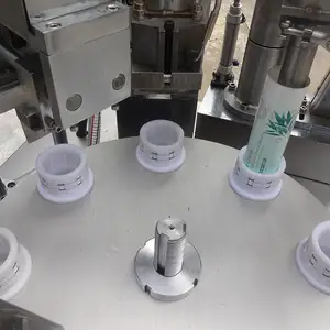 化粧品クリーム歯磨き粉軟膏用の自動チューブ充填機シーリング
