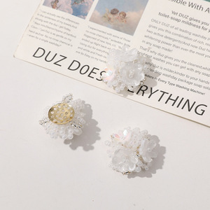 Perles poney à <span class=keywords><strong>sequins</strong></span> de 27 mm en gros, perles fleur métallisées brillantes pour la fabrication artisanale de boucles d'oreilles, épingles à cheveux de mariage, colliers et fournitures d'artisanat - Product Image 5